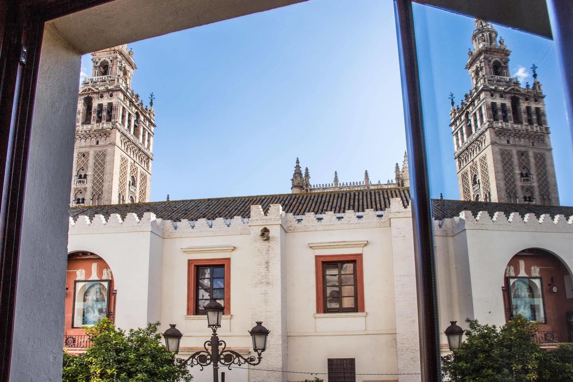 Puerta Catedral Apartments Sevilla Exteriér fotografie